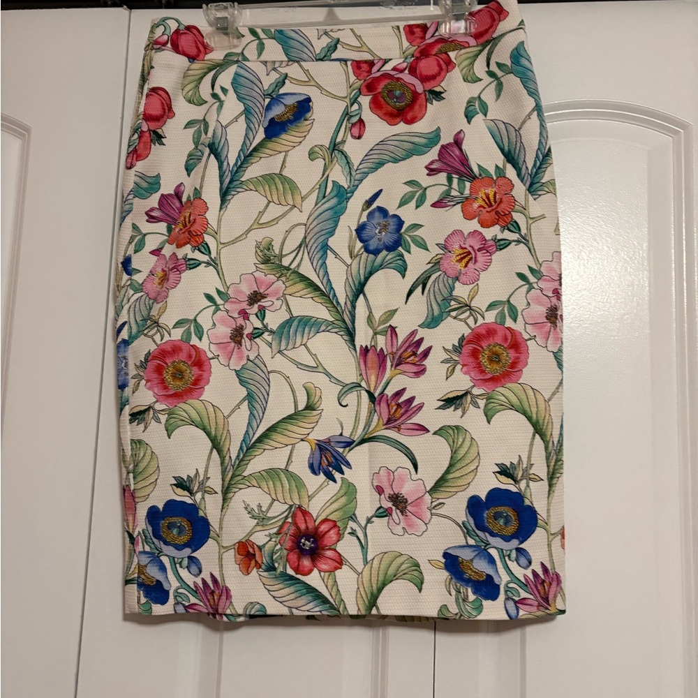 Ann Taylor Resort Red and Blue Pencil Skirt